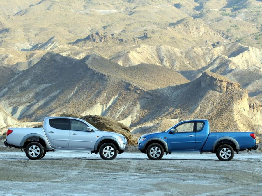  Mitsubishi L200 Double Cab 2006 года  (фото 5 из 10)